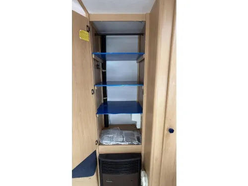 TEC Tour Rubin 450 K standard seating bed toilet photo: 4