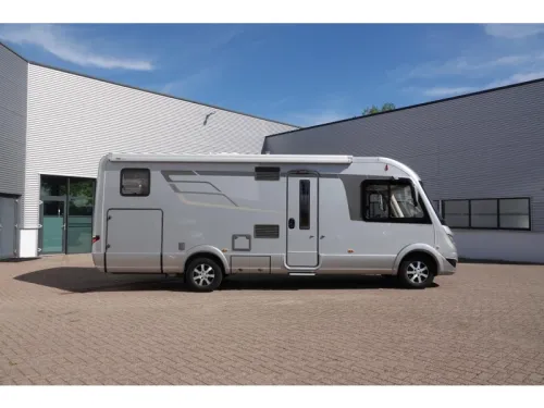 Hymer B-Klasse 704 PL 2-Personen-Ausf&uuml;hrung Foto: 1