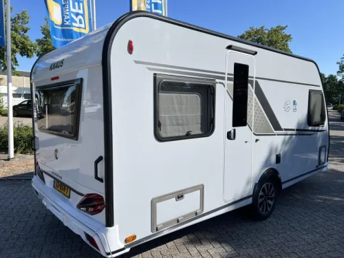 Knaus Sudwind 60 Years 450 FU avanc&eacute; instalaci&oacute;n de audio foto: 1