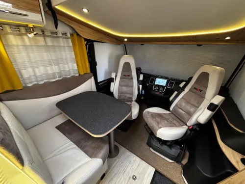 Pilote G 650 C Queensbed, 1st Owner! photo: 4