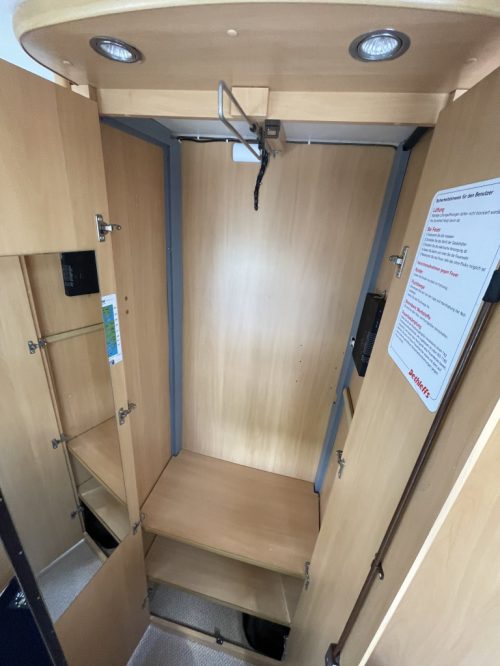 Dethleffs ADVANTAGE T5801 FRENCH BED FACE TO FACE photo: 18