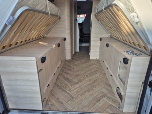 CHAUSSON photo: 22