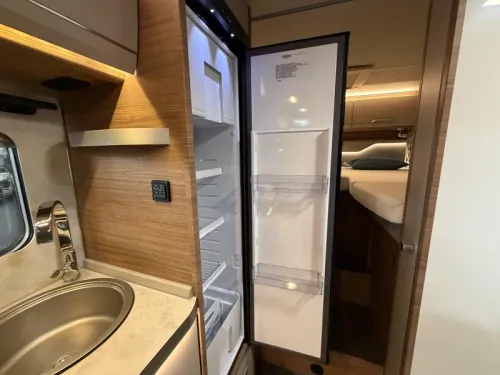 Knaus Van TI 650 MEG Automaat / Levelsysteem  Foto: 13