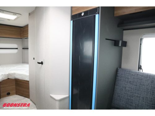 Eriba Novaline 442 Awning Floor heating LMV Single beds Dinette photo: 11