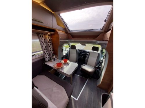 Knaus Tourer Van 500 MQ beau et compact de 590 cm photo : 6