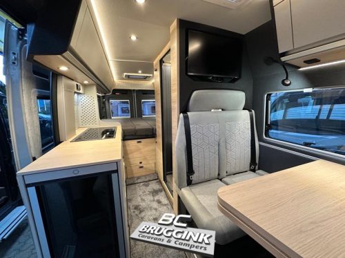 Knaus Boxtime 630 ME SINGLE BEDS AUTOMATIC  photo: 3