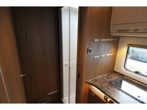 Hymer B 704 SL /Alde heating/Automatic photo: 9