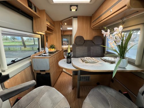 P&ouml;ssl Roadcruiser 640 CAMAS INDIVIDUALES 163cv BOLA DE REMOLQUE C&Aacute;MARA foto: 16