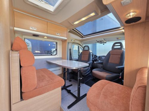 Knaus Weinsberg 650 MG Silverline 160hp Offgrid  photo: 11