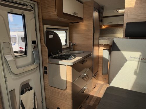 Weinsberg Caracompact 600 MEG Pepper Black Foto: 17