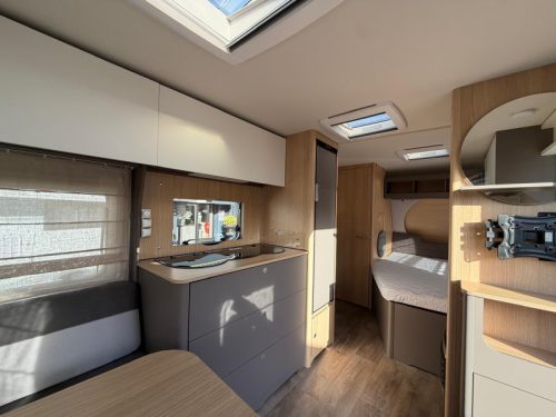 LMC Tandero 480 D Mit Truma Rangierhilfe!  Foto: 7
