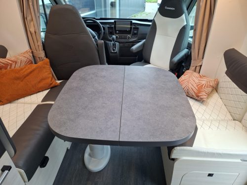 Chausson 777 Titanium Ultimate Einzelbetten XL Garage Foto: 4