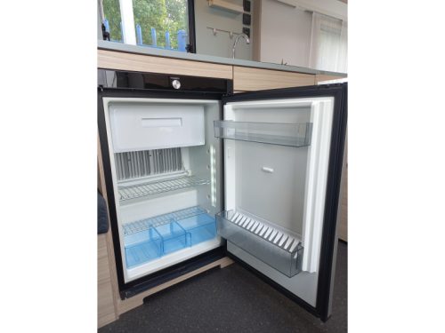 Adria Altea 472 PU mover-GFK-voortent-etc  foto: 13