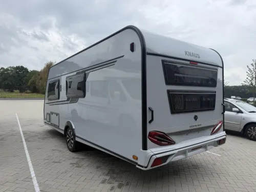 Knaus Sudwind Black Selection 540 FDK Etagenbett / Franz&ouml;sisches Bett Foto: 5