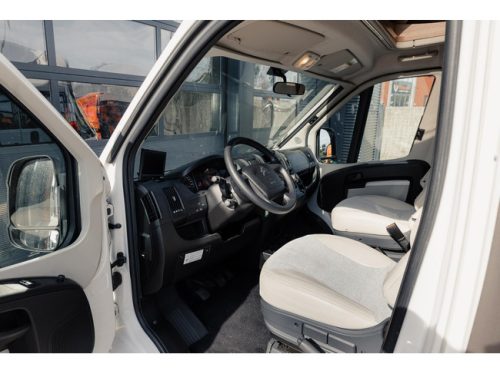 Carado T447 with drop-down bed photo: 10