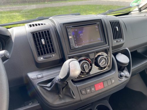 Knaus Sky TI 700 MX 150HP AUTOMATIC Queen photo: 22