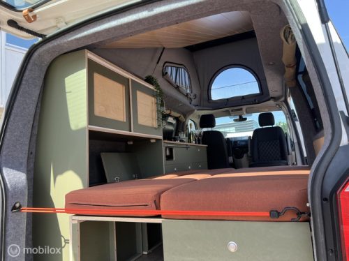 Volkswagen T6 2017 L2H1 Nevada two-tone neu ausgebaut! Foto: 12