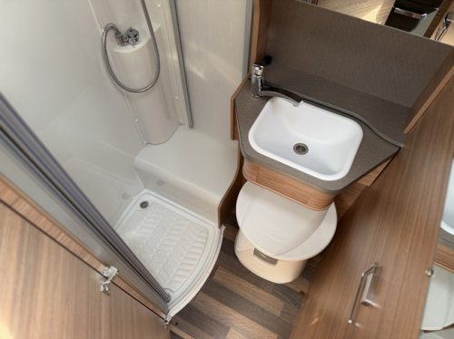 Weinsberg Caracompact 600 MEG Pepper Black Foto: 21