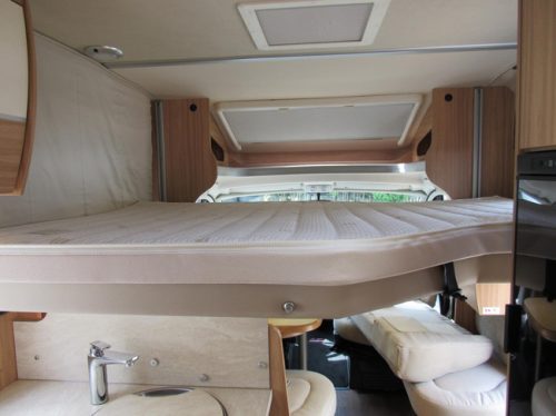 Hymer T598 Semi-integrated French bed Pop-top roof year of manufacture2018 photo: 21
