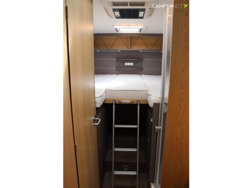 LMC Tourer Lift 730 165HP | Single beds | Separate shower | Pop-top roof | Bike rack | Solar panel | Bearlock | Roof air conditioning | Awning | photo: 17