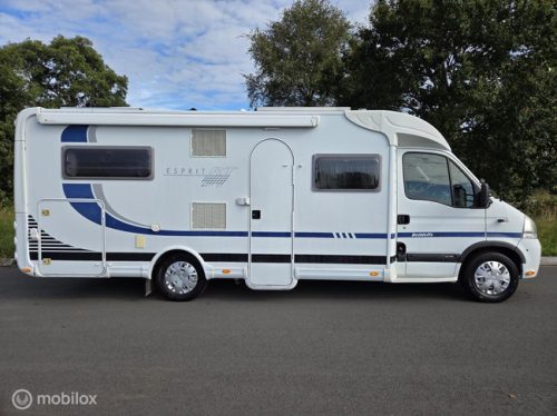 Dethleffs RT 6614 2006 &acirc;Einzelbetten- 3 Solarpaneele &acirc; Foto: 1