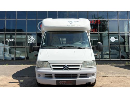 Autostar Athenor 458, Klimaanlage, Essecke, Festbett Foto: 2