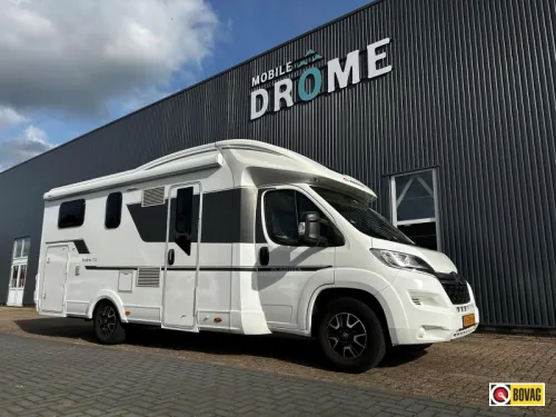 Adria Matrix Axess 670 SL Portabicicletas, Panel solar