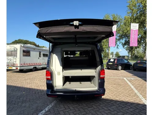 Volkswagen T5 California TDI  Foto: 5
