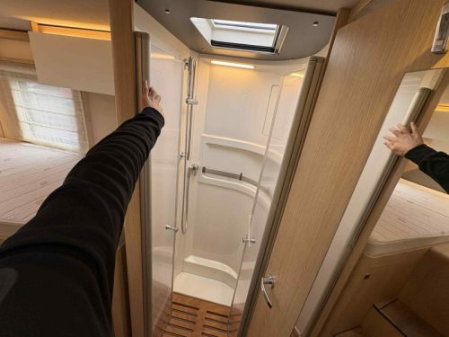 Hymer BMC-T 680 Vlakke vloer Foto: 11