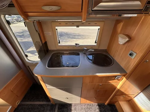 Adria Coral 660 SL 160HP Single beds Air conditioning  photo: 12