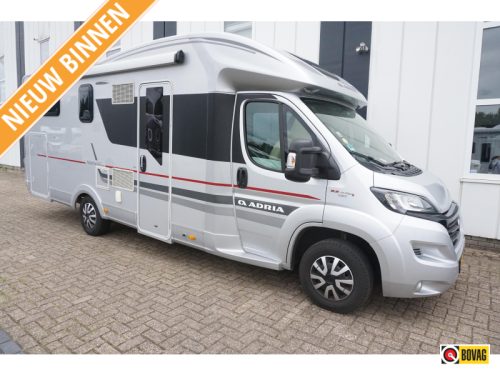Adria Matrix Platinum 670 SC 5th seat / Roof air conditioning photo: 0