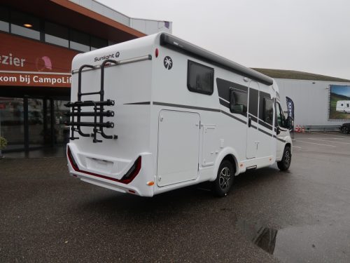 Sunlight V67S Adventure TALL FRIDGE/ 2X1 BED!! photo: 19