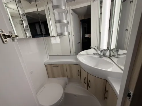 Hobby De Luxe 540 UL single beds / mover photo: 18