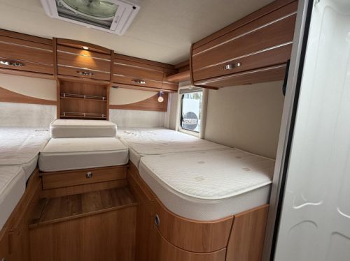 Hymer T 678 CL Automaat Einzelbetten Hubbett Luftfederung Lithium Solarpaneele Foto: 18