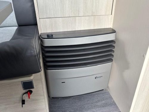 Caravelair Antares Style 470 mover, luifel, fietsenrek  foto: 19