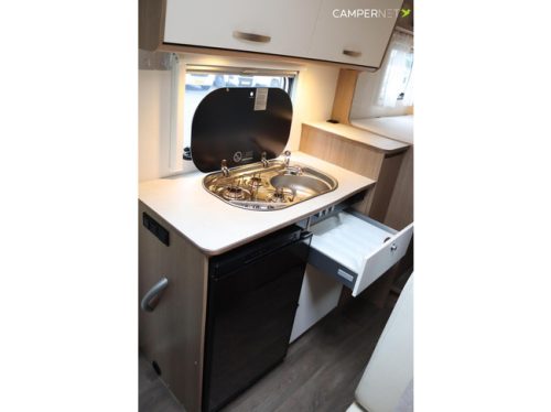 Carado V337 140hp | Roof air conditioning | Single beds | Lithium | Awning | Compact Model | Bike rack | Multimedia system | LED TV | Awning | photo: 11