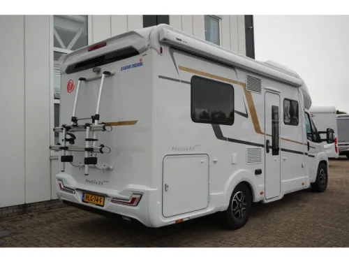 Eura Mobil Profila RS 675 SB Electric pop-up bed photo: 3