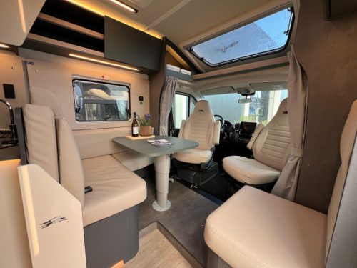 Laika Kosmo 409 L automatic single beds photo: 9