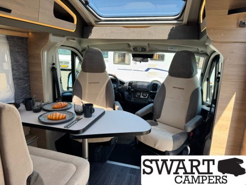 Weinsberg CaraCompact 600 MEG Edition [pepper] photo: 10