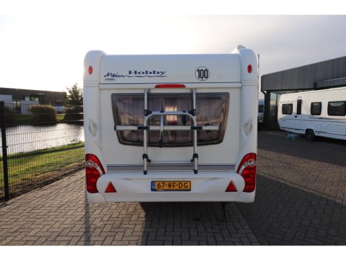 Hobby Excellent 495 UL Rangierhilfe / Thule Markise Foto: 3