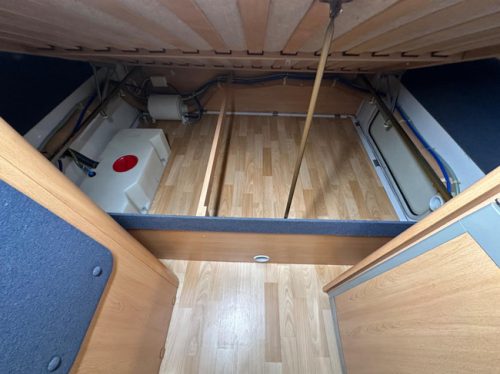 Knaus S&uuml;dwind 450 TU foto: 17