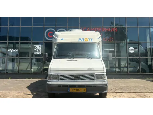 Pilote Pacific 65 PX FaceToFace,Festbett,Markise Foto: 1