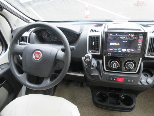 Pilote P 746 GJ Fiat 150 ch  photo : 17