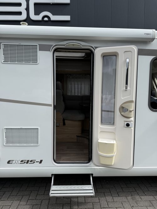 Hymer Exsis-i 678 foto: 11