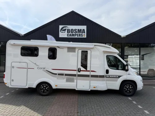 Adria Coral Axess 600 SC Queensbed 34000 km Airco photo: 7