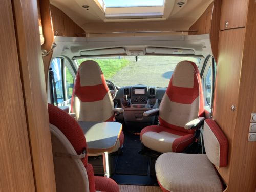 Adria Compact SL 2.3 MultiJ. 130 HP Semi-integrated, Single beds, Year 2010 Camper Centrum On the Road at Noorderringweg 4 in Marum. photo: 6