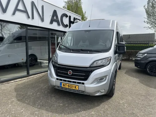Adria Twin 640 SLX 150 hp solar panel photo: 1
