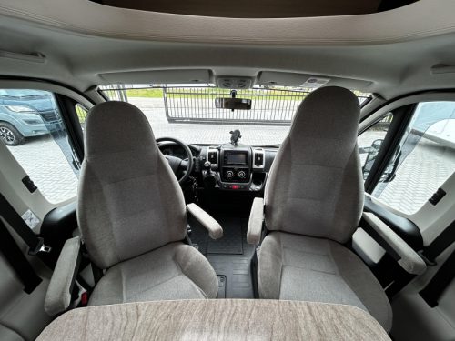 B&uuml;rstner Nexxo 580 T Hubbett/2015/5.8M/Euro-5 Foto: 17