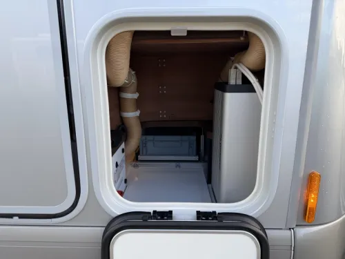Carthago Chic C-Line 49 LE Leveling system, Lithium, photo: 34