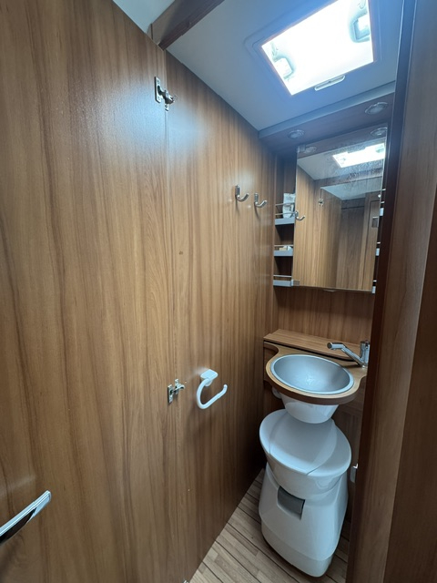 Weinsberg CaraHome 700DG photo: 20